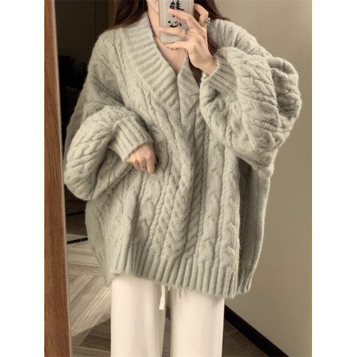 日系慵懶風大版V領麻花毛衣女寬松外穿秋冬針織套頭加厚粗毛線衣