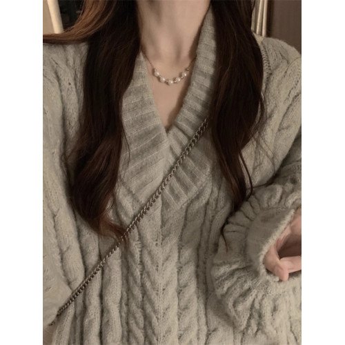 日系慵懶風大版V領麻花毛衣女寬松外穿秋冬針織套頭加厚粗毛線衣