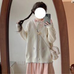 自製少女軟妹可愛蝴蝶結刺綉毛衣開衫圓領寬松針織外套學生百搭