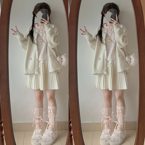 自製少女軟妹可愛蝴蝶結刺綉毛衣開衫圓領寬松針織外套學生百搭 自製少女軟妹可愛蝴蝶結刺綉毛衣開衫圓領寬松針織外套學生百搭