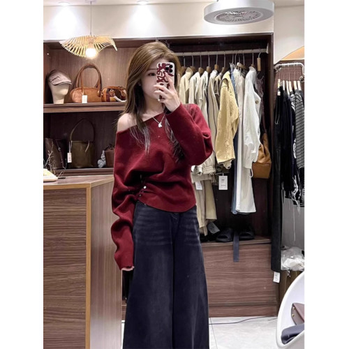 韓系復古紅色一字肩長袖毛衣女秋季高級感氣質顯瘦斜肩針織上衣潮