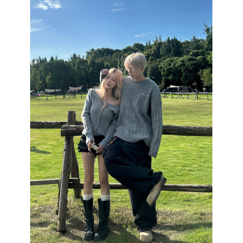 情侶裝2025秋冬新款純欲一字肩毛衣圓領軟糯綿韓系計感針織衫上衣