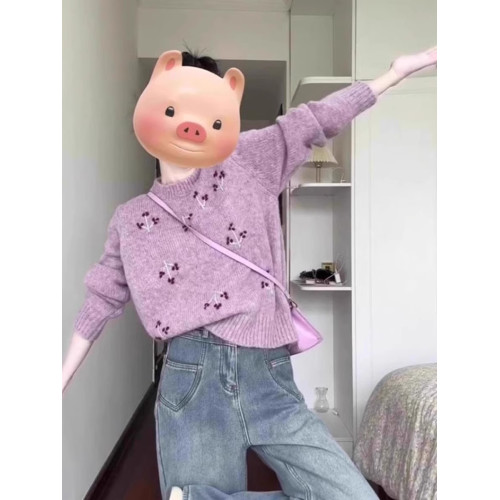 韓系慵懶風復古圓領長袖毛衣女秋冬新款設計感刺綉小個子針織上衣 韓系慵懶風復古圓領長袖毛衣女秋冬新款設計感刺綉小個子針織上衣