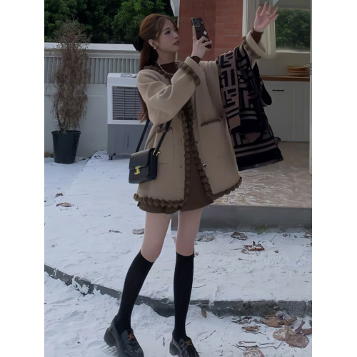 秋冬新款織帶V領長袖落肩毛衣外套女小衆設計感寬松休閒夾棉上衣 秋冬新款織帶V領長袖落肩毛衣外套女小衆設計感寬松休閒夾棉上衣