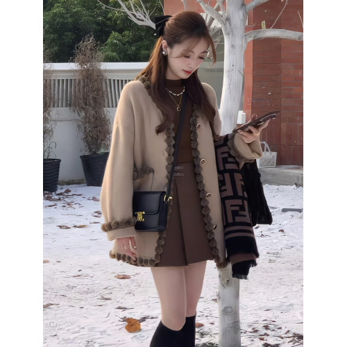 秋冬新款織帶V領長袖落肩毛衣外套女小衆設計感寬松休閒夾棉上衣 秋冬新款織帶V領長袖落肩毛衣外套女小衆設計感寬松休閒夾棉上衣