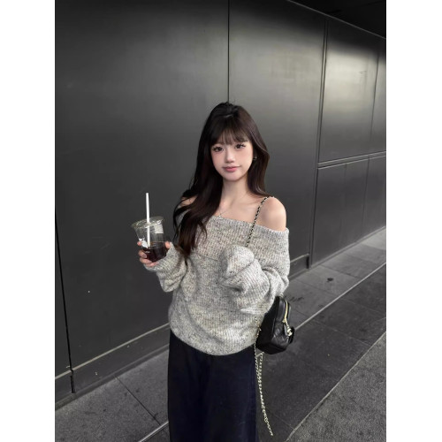 灰色露肩韓系套頭毛衣女秋慵懶風寬松休閒顯瘦氣質小個子長袖上衣 灰色露肩韓系套頭毛衣女秋慵懶風寬松休閒顯瘦氣質小個子長袖上衣