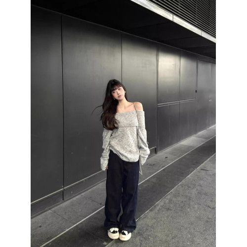 灰色露肩韓系套頭毛衣女秋慵懶風寬松休閒顯瘦氣質小個子長袖上衣 灰色露肩韓系套頭毛衣女秋慵懶風寬松休閒顯瘦氣質小個子長袖上衣