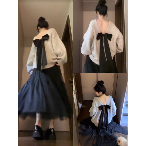 慵懶風露背蝴蝶結圓領毛衣女秋季復古長袖針織衫寬松顯瘦灰色上衣 慵懶風露背蝴蝶結圓領毛衣女秋季復古長袖針織衫寬松顯瘦灰色上衣
