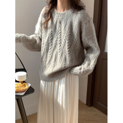 2025秋冬灰色麻花毛衣女外穿套頭圓領寬松慵懶風加厚軟糯針織上衣