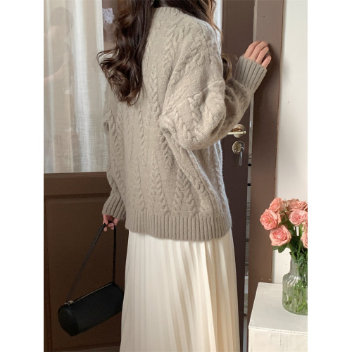 2025秋冬灰色麻花毛衣女外穿套頭圓領寬松慵懶風加厚軟糯針織上衣