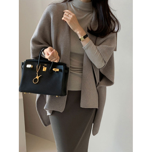 日韓寬松大碼毛針織衫馬甲女秋冬蝙蝠衫百搭披肩開衫毛衣外套 日韓寬松大碼毛針織衫馬甲女秋冬蝙蝠衫百搭披肩開衫毛衣外套