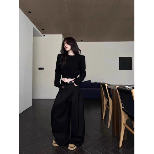 美拉德咖色短款修身毛衣內搭女墊肩上衣秋冬季正肩收腰針織打底衫 美拉德咖色短款修身毛衣內搭女墊肩上衣秋冬季正肩收腰針織打底衫