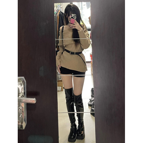 美拉德穿搭辣妹一字肩毛衣女秋冬季2025新款慵懶風軟糯露肩針織衫