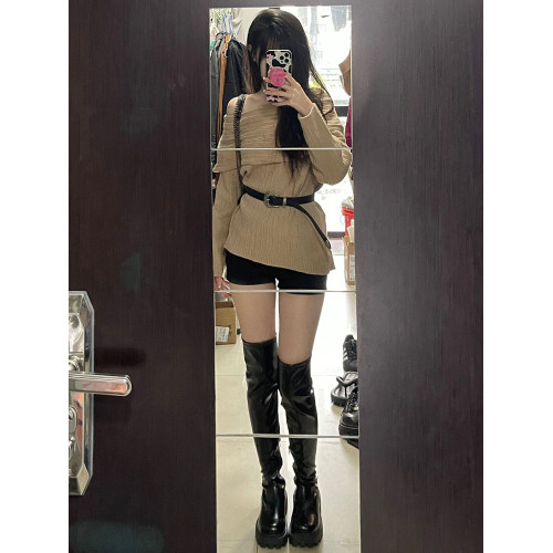 美拉德穿搭辣妹一字肩毛衣女秋冬季2025新款慵懶風軟糯露肩針織衫