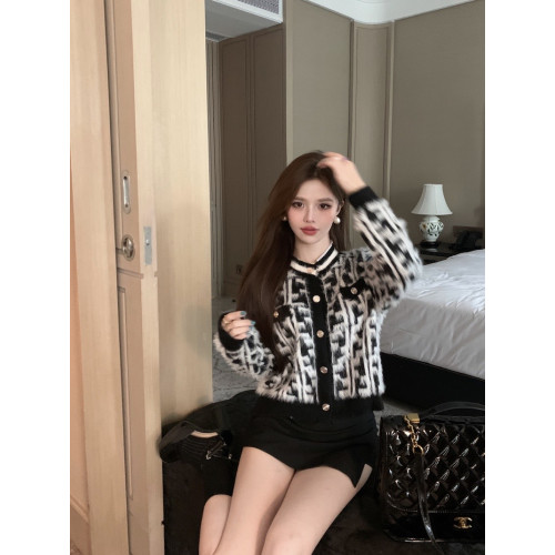 2025秋冬季新款溫柔風毛衣外套女甜美氣質顯瘦短款長袖針織上衣