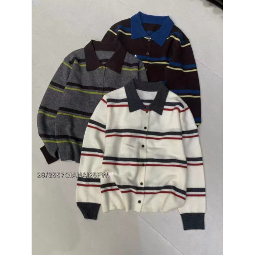 2025秋冬款時尚百搭寬松設計感POLO領條紋浣熊絨開衫毛衣女