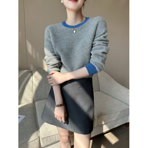 PINKEEN灰撞色圓領長袖針織衫女秋季2025新減齡舒適顯瘦套頭毛衣