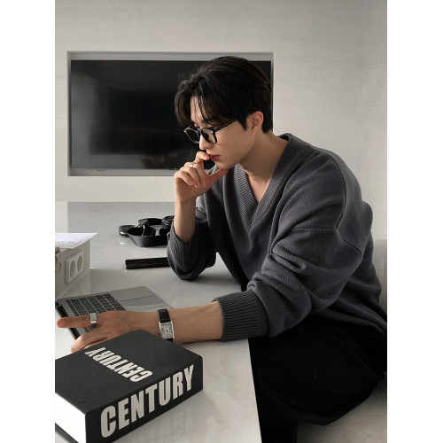 碧捨秋冬新款韓版潮流寬松INS多巴胺色毛衣V領設計感百搭針織衫男