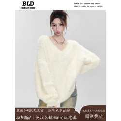 奶fufu白色水貂絨V領套頭毛衣女秋冬季內搭軟糯慵懶馬海毛針織衫