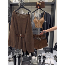 設計感簡約斜肩長袖針織衫女2025秋季新款慵懶風收腰露肩毛衣上衣