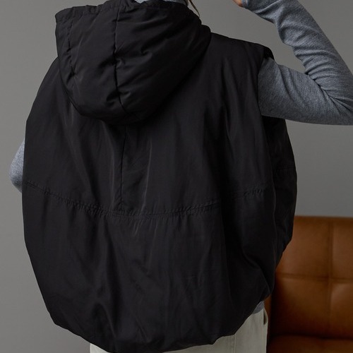 1216 2491店主自畱貴牌花苞造型戴帽有範兒棉馬甲 1216 2491店主自畱貴牌花苞造型戴帽有範兒棉馬甲