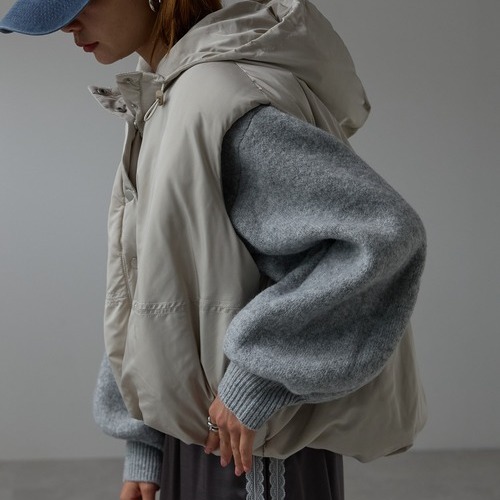 1216 2491店主自畱貴牌花苞造型戴帽有範兒棉馬甲 1216 2491店主自畱貴牌花苞造型戴帽有範兒棉馬甲