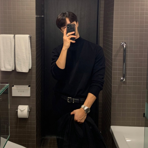 秋冬高級感半高領毛衣男韓版寬松休閒純色中領針織打底衫長袖內搭 秋冬高級感半高領毛衣男韓版寬松休閒純色中領針織打底衫長袖內搭