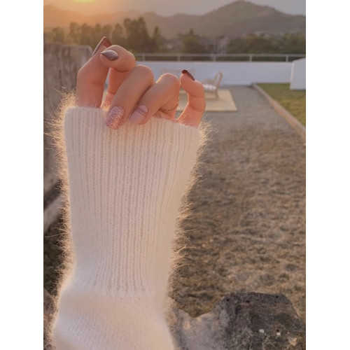 秋冬水貂絨軟糯白色高領毛衣女加厚馬海毛內搭寬松慵懶打底針織衫 秋冬水貂絨軟糯白色高領毛衣女加厚馬海毛內搭寬松慵懶打底針織衫