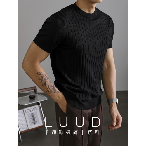 LUUD 黑色簡質圓領短袖上衣男夏季透氣針織款T恤衫大條紋薄款體恤 LUUD 黑色簡質圓領短袖上衣男夏季透氣針織款T恤衫大條紋薄款體恤