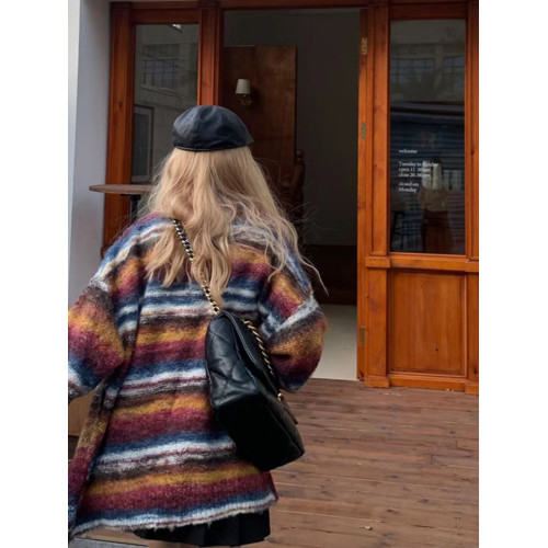 2023秋冬季彩條撞色紋針織衫男寬松休閒慵懶風開衫小香風情侶毛衣 2023秋冬季彩條撞色紋針織衫男寬松休閒慵懶風開衫小香風情侶毛衣