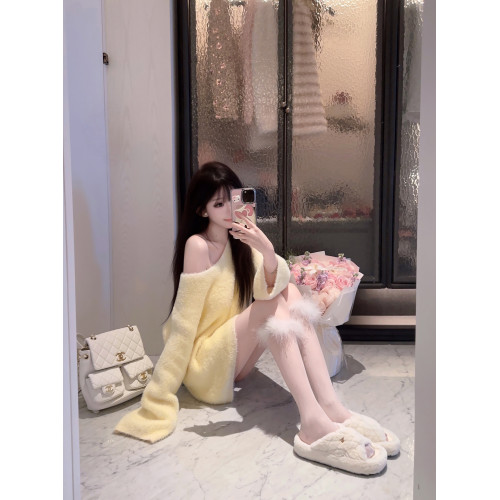 Eva君君醬純欲甜美仿水貂絨v領軟糯針織毛衣女寬松顯瘦慵懶風上衣