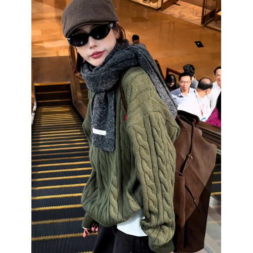 歐貨時髦洋氣減齡綠色麻花針織套頭毛衣女裝春秋美式新款內搭上衣