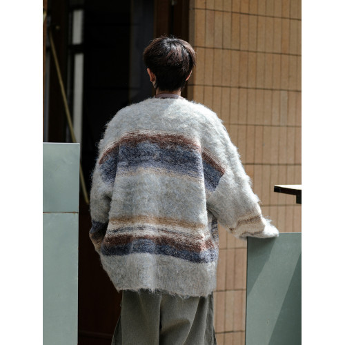 美式chic復古慵懶風漸變圓領毛衣男秋冬季潮牌情侶小衆寬松針織衫 美式chic復古慵懶風漸變圓領毛衣男秋冬季潮牌情侶小衆寬松針織衫