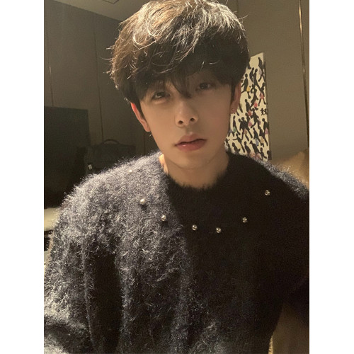 黑色水貂毛釘珠毛衣男春季美式潮牌馬海毛針織衫cleanfit慵懶外套 黑色水貂毛釘珠毛衣男春季美式潮牌馬海毛針織衫cleanfit慵懶外套