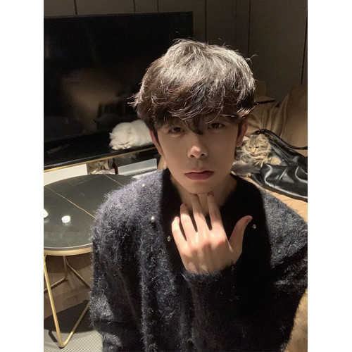 黑色水貂毛釘珠毛衣男春季美式潮牌馬海毛針織衫cleanfit慵懶外套 黑色水貂毛釘珠毛衣男春季美式潮牌馬海毛針織衫cleanfit慵懶外套