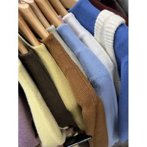 Lovely半高領打底衫2025秋冬內搭外穿軟糯上衣抗起球針織衫毛衣女 Lovely半高領打底衫2025秋冬內搭外穿軟糯上衣抗起球針織衫毛衣女