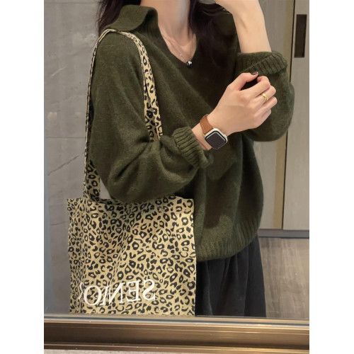 大碼慵懶風軟糯綠色毛衣女秋冬松弛感內搭打底衫胖MM顯瘦針織上衣