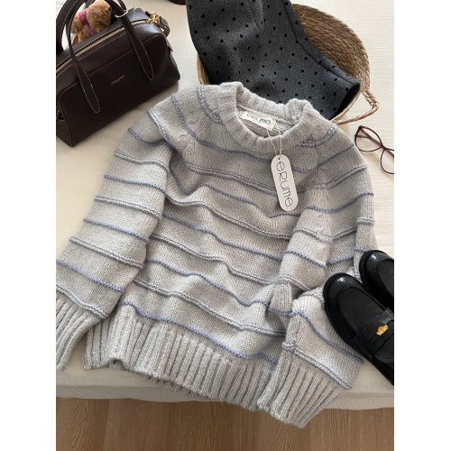 韓代@eru*e 超美的霧霾灰藍色!溫柔韓系氛圍感寬松圓領條紋毛衣 韓代@eru*e 超美的霧霾灰藍色!溫柔韓系氛圍感寬松圓領條紋毛衣