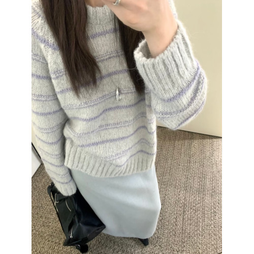 韓代@eru*e 超美的霧霾灰藍色!溫柔韓系氛圍感寬松圓領條紋毛衣 韓代@eru*e 超美的霧霾灰藍色!溫柔韓系氛圍感寬松圓領條紋毛衣