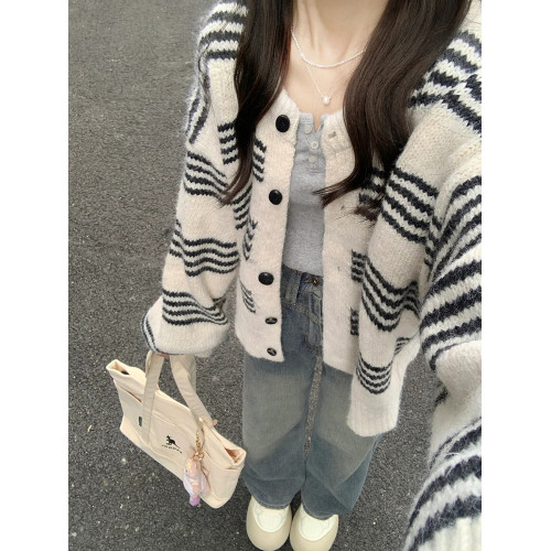 慵懶風高級感條紋毛衣外套女冬2025新款秋裝韓系穿搭針織開衫上衣