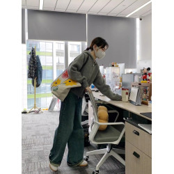 灰色連帽帶帽雙拉鍊毛衣外套女秋冬帽衫加厚外搭短款針織開衫