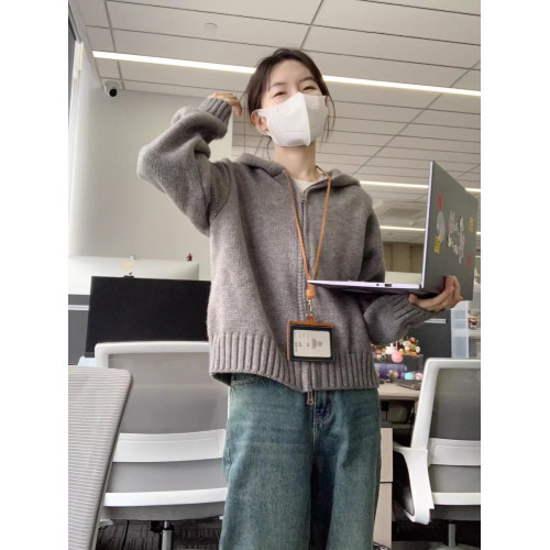 灰色連帽帶帽雙拉鍊毛衣外套女秋冬帽衫加厚外搭短款針織開衫