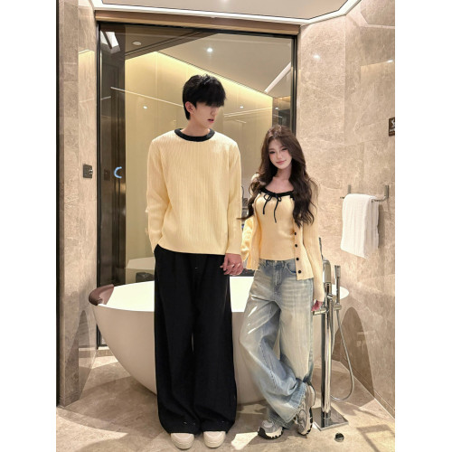 韓系氛圍感情侶裝毛衣秋冬季小衆設計感溫柔針織開衫配吊帶兩件套