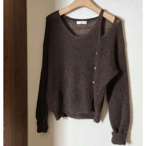 日系復古設計感小衆露肩針織衫2022年早秋慵懶風軟糯糯奶fufu毛衣