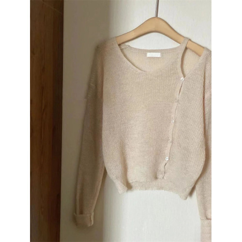 日系復古設計感小衆露肩針織衫2022年早秋慵懶風軟糯糯奶fufu毛衣