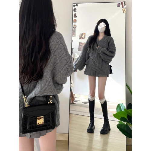 慵懶風寬松軟糯中長款毛衣女2025春季日系復古針織設計感小衆上衣 慵懶風寬松軟糯中長款毛衣女2025春季日系復古針織設計感小衆上衣