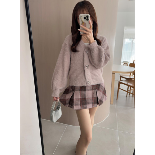 櫻花妹妹日系GRL水貂絨羽毛針織V領開衫軟糯糯緞帶蝴蝶結胸針紐釦 櫻花妹妹日系GRL水貂絨羽毛針織V領開衫軟糯糯緞帶蝴蝶結胸針紐釦