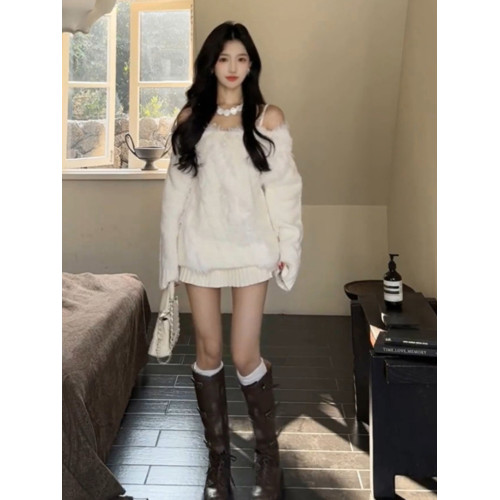 白色仿水貂毛一字肩針織衫上衣慵懶高級設計感小衆毛衣女秋冬新款 白色仿水貂毛一字肩針織衫上衣慵懶高級設計感小衆毛衣女秋冬新款