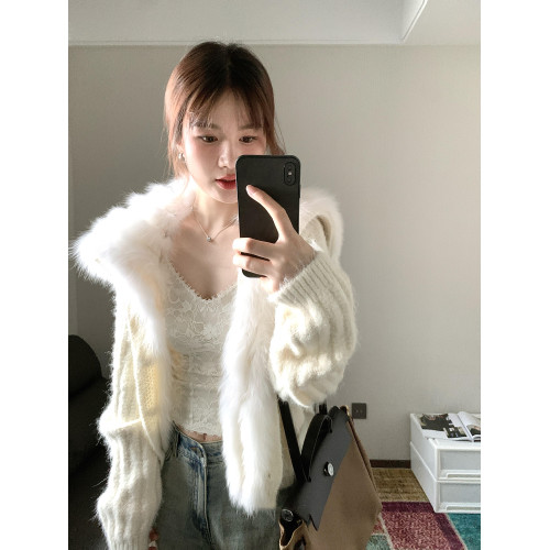 白色海軍領仿狐狸毛針織開衫女2025秋冬新款軟糯寬松顯瘦毛衣外套 白色海軍領仿狐狸毛針織開衫女2025秋冬新款軟糯寬松顯瘦毛衣外套