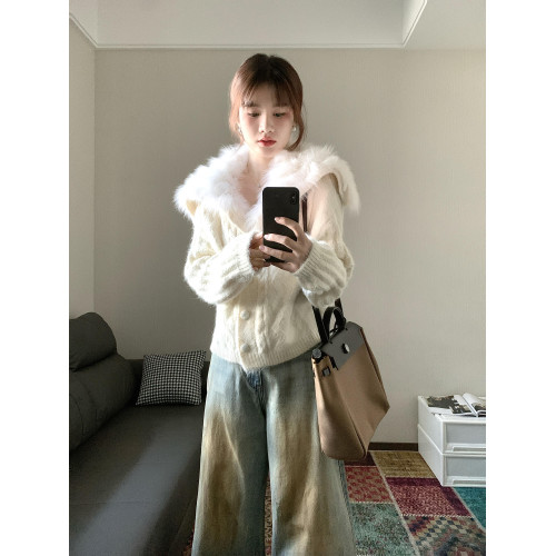 白色海軍領仿狐狸毛針織開衫女2025秋冬新款軟糯寬松顯瘦毛衣外套 白色海軍領仿狐狸毛針織開衫女2025秋冬新款軟糯寬松顯瘦毛衣外套